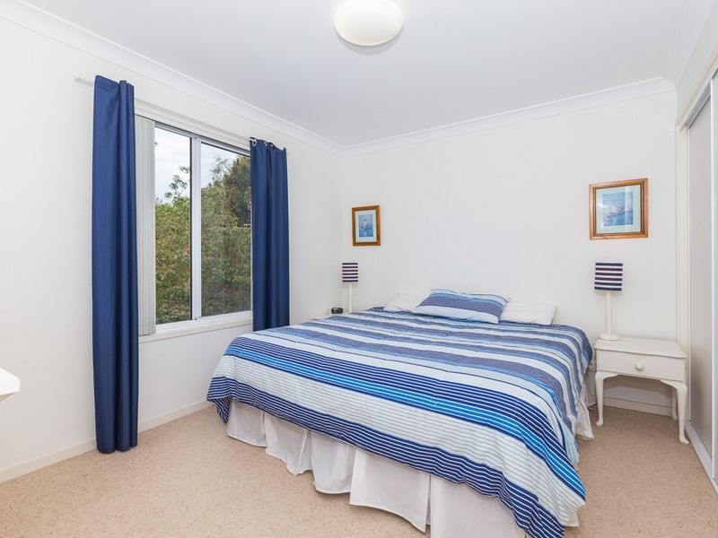 34 Wallarah Street, Surfside NSW 2536