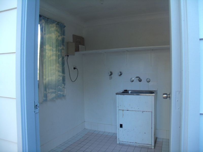 13a Sunset Blvde, Surfside NSW 2536