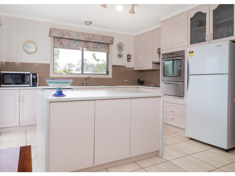 36 Foam Street, Surfside NSW 2536