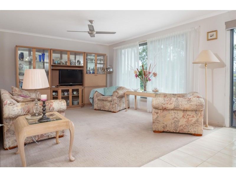 36 Foam Street, Surfside NSW 2536