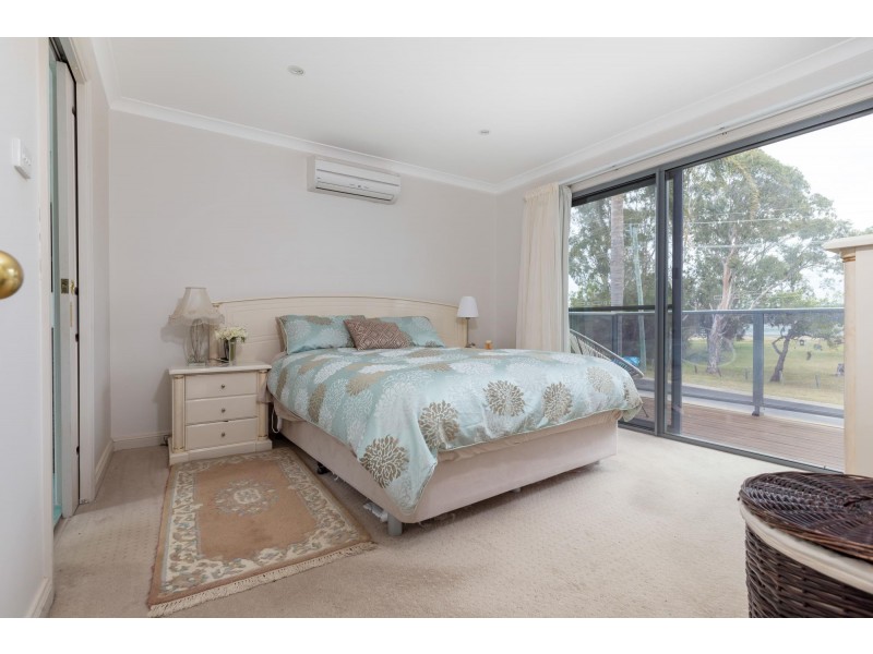 36 Foam Street, Surfside NSW 2536