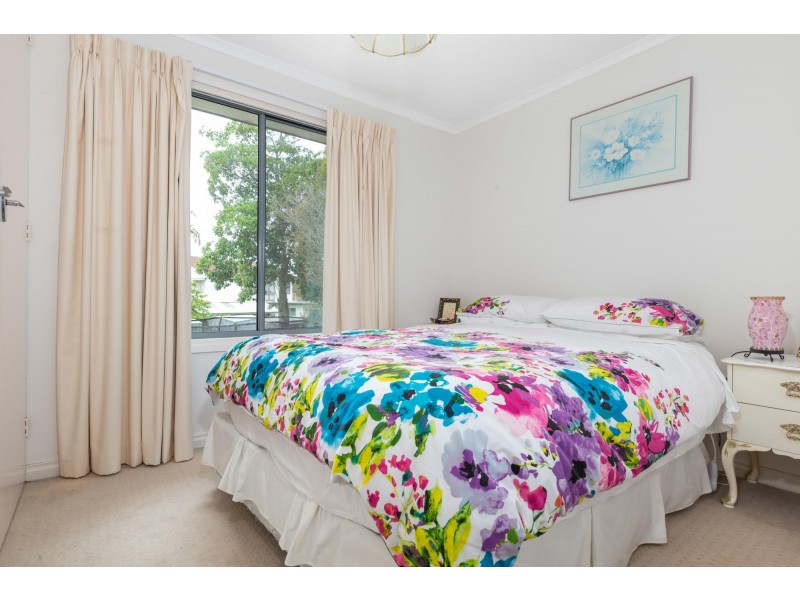 36 Foam Street, Surfside NSW 2536