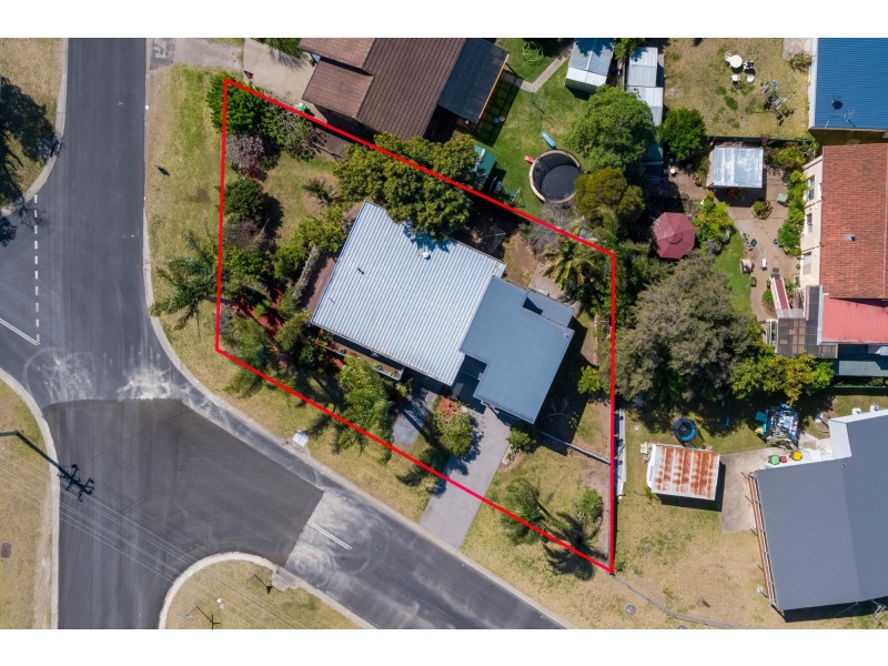 36 Foam Street, Surfside NSW 2536