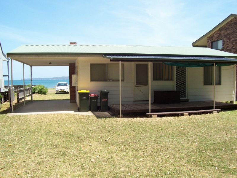 20 Bay Rd, Long Beach NSW 2536