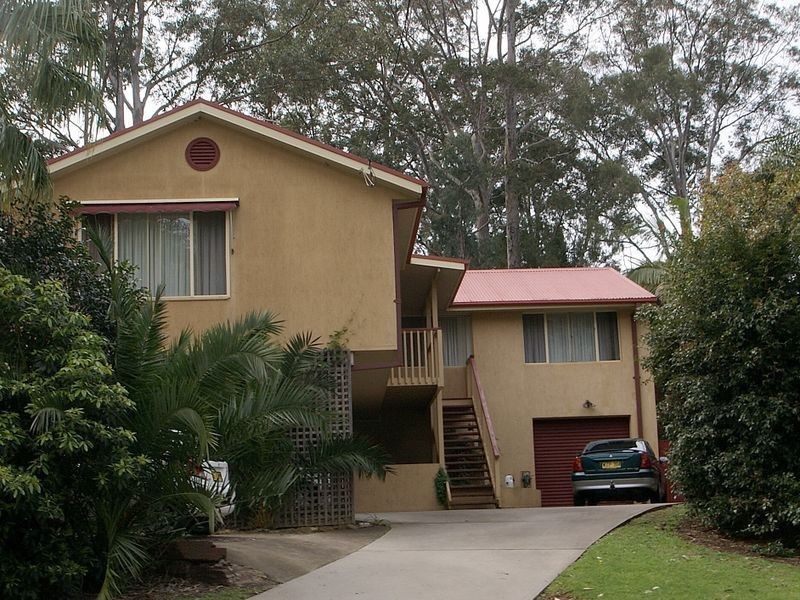 2/6 Myamba Pde, Surfside NSW 2536