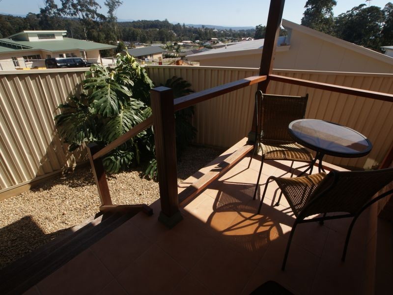 2/9 Mawson Place, Sunshine Bay NSW 2536