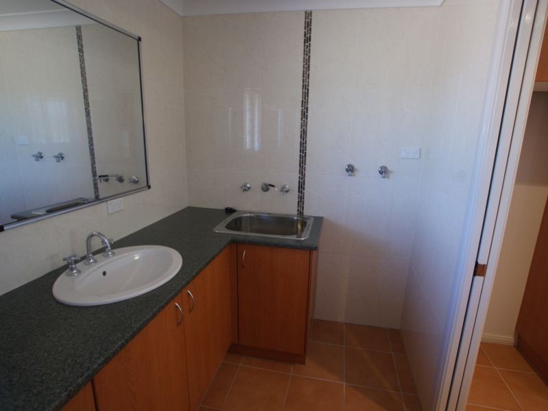 2/9 Mawson Place, Sunshine Bay NSW 2536