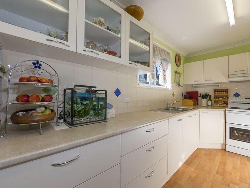 30 Berrima Pde, Surfside NSW 2536