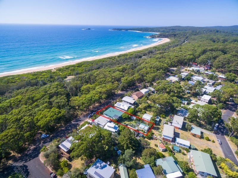 37 Canberra Avenue, South Durras NSW 2536