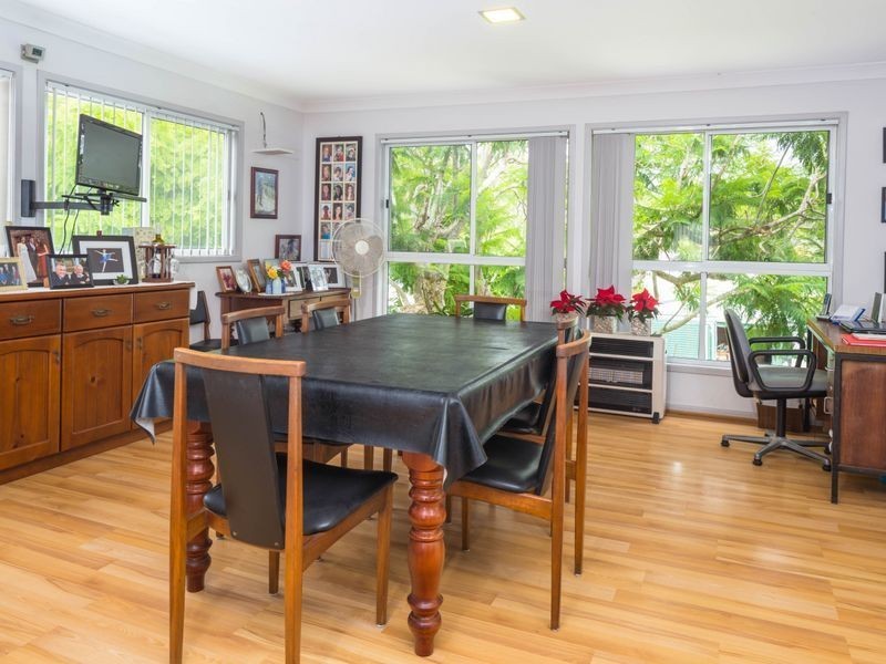 37 Canberra Avenue, South Durras NSW 2536