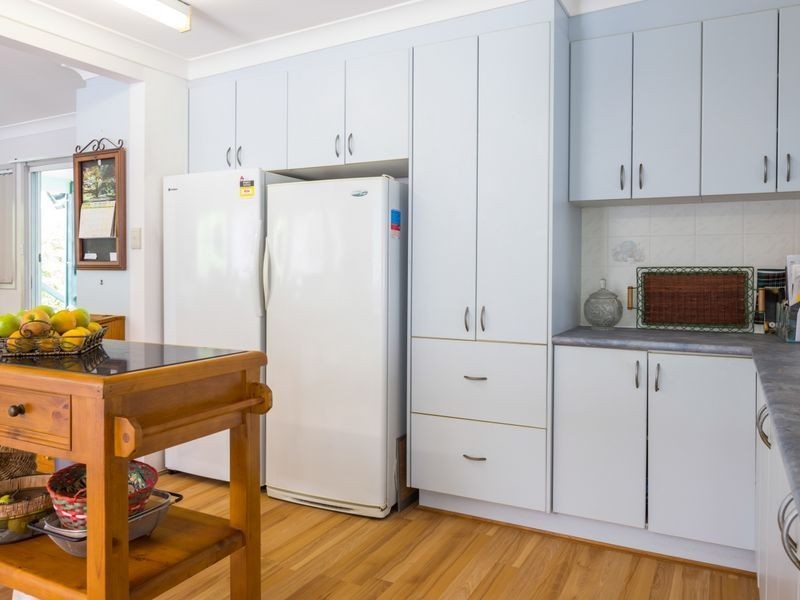 37 Canberra Avenue, South Durras NSW 2536