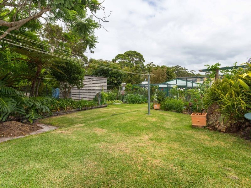 37 Canberra Avenue, South Durras NSW 2536
