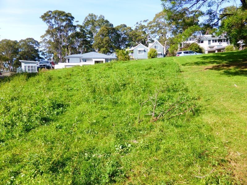 11 Michener Court, Long Beach NSW 2536