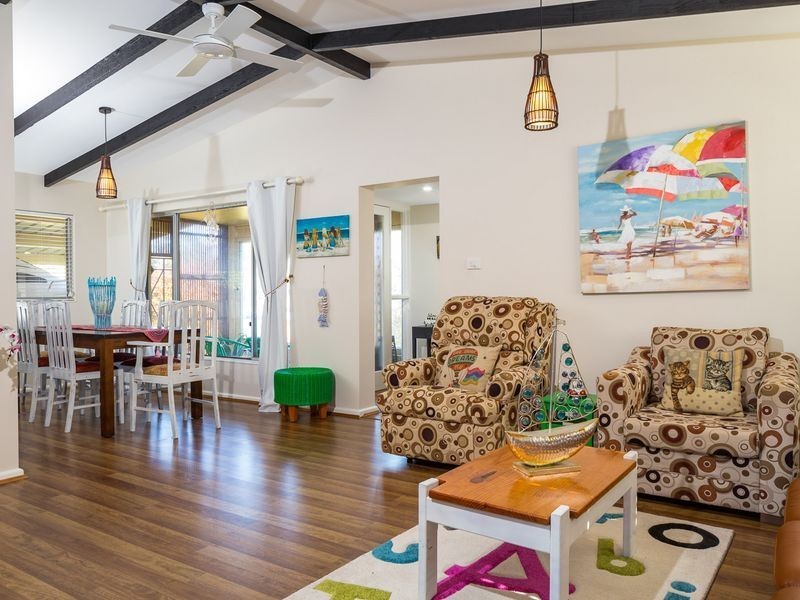 40 Ainslie Parade, Tomakin NSW 2537