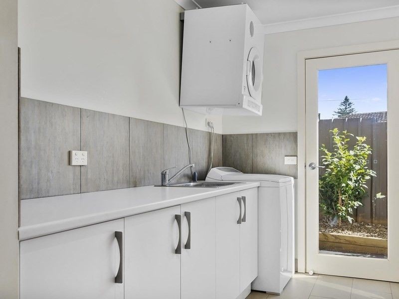 36 Calton Road, Batehaven NSW 2536