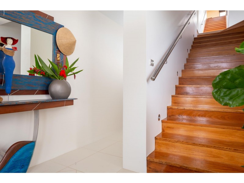 16 Mary Place, Long Beach NSW 2536