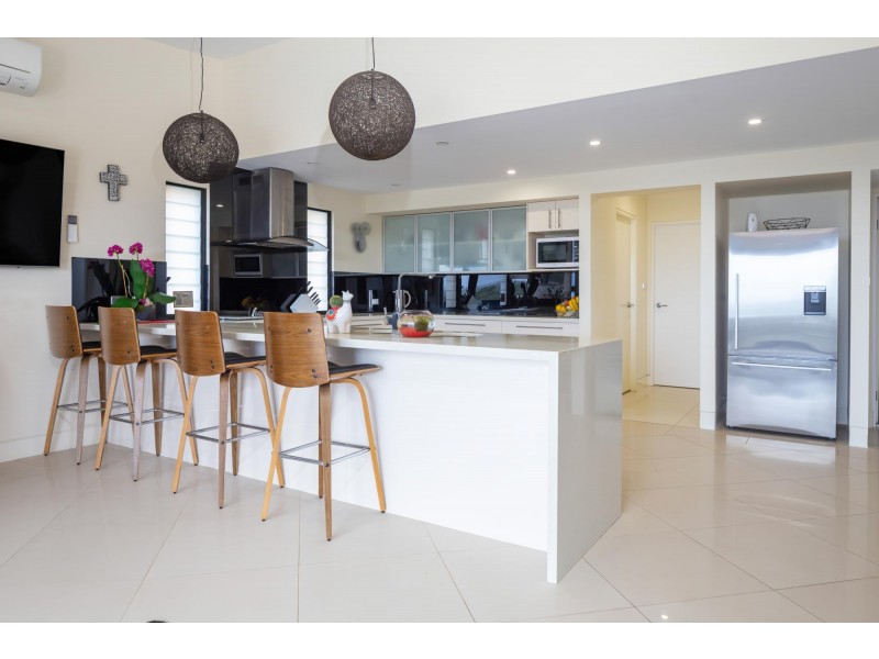 16 Mary Place, Long Beach NSW 2536