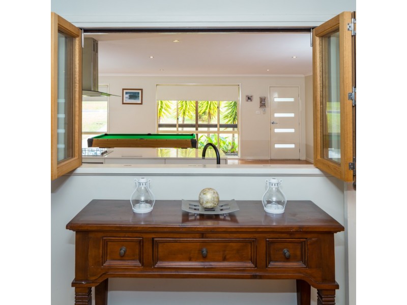 10 Renee Crescent, Moruya Heads NSW 2537