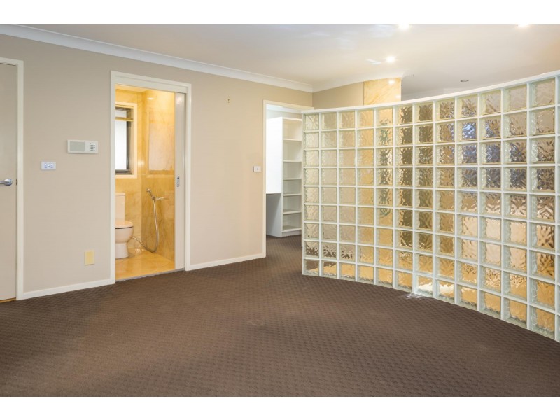 8 Cors Parade, North Batemans Bay NSW 2536