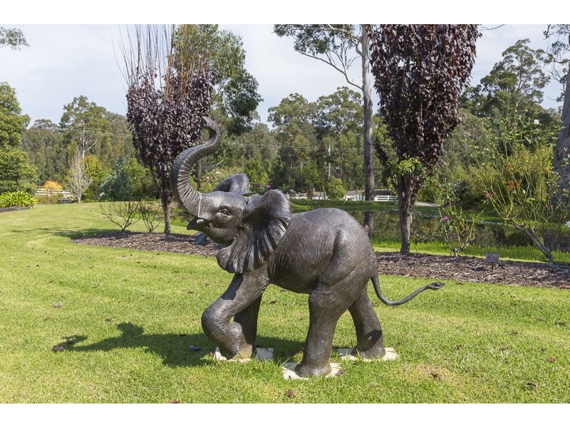 8 Cors Parade, North Batemans Bay NSW 2536