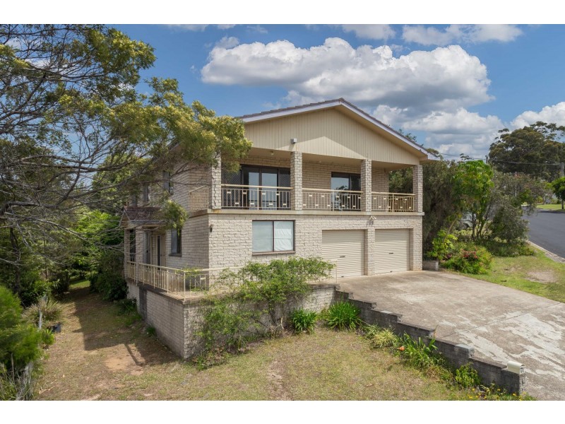 44 Cook Avenue, Surf Beach NSW 2536