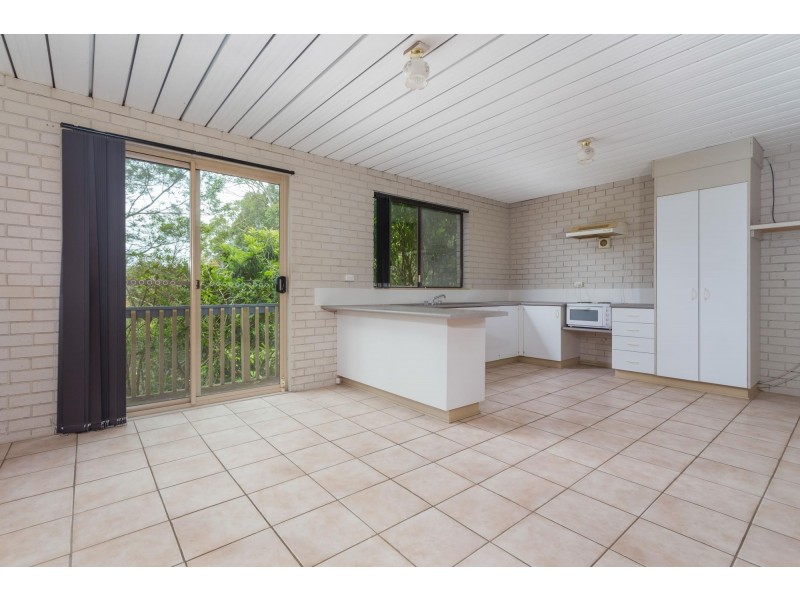 44 Cook Avenue, Surf Beach NSW 2536