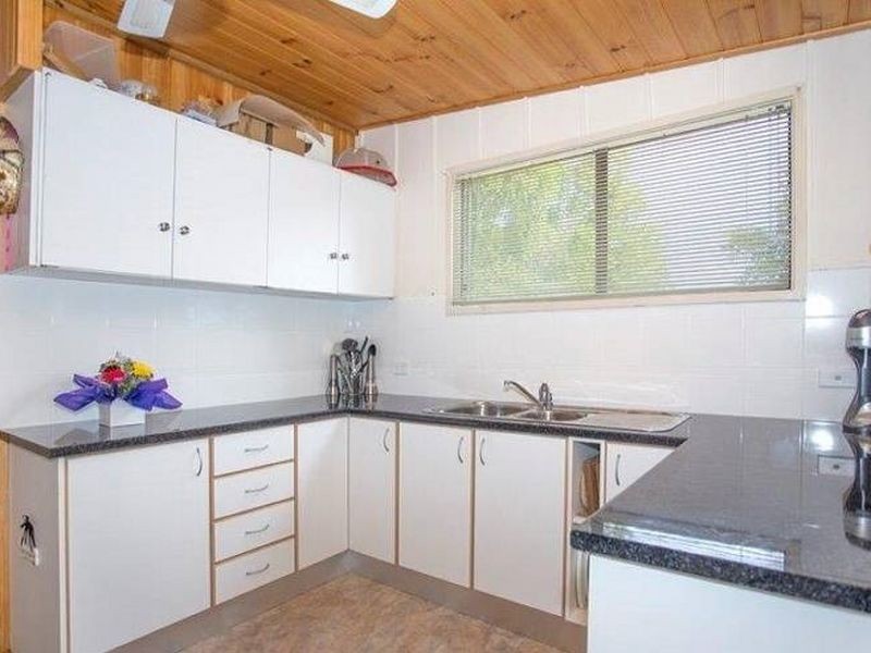 11 Vista Avenue, Catalina NSW 2536