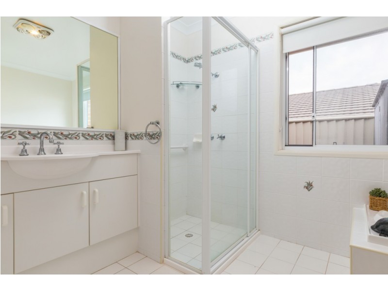 24 Broomfield Crescent, Long Beach NSW 2536