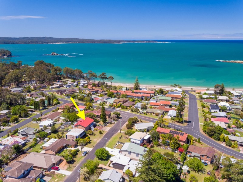 17 Wattle Crescent, Batehaven NSW 2536