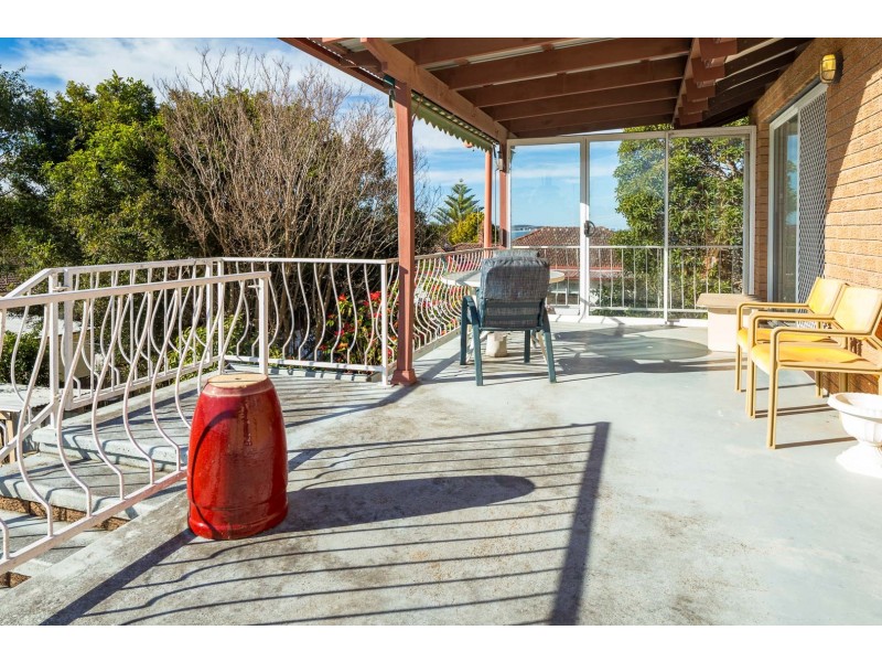17 Wattle Crescent, Batehaven NSW 2536