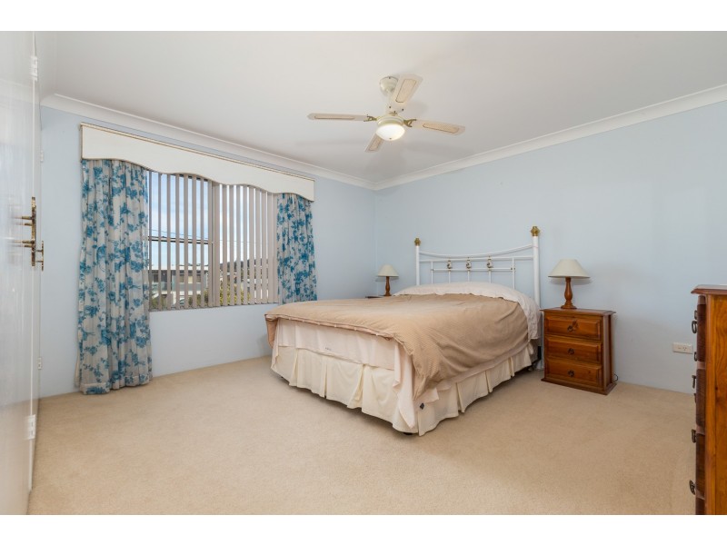 17 Wattle Crescent, Batehaven NSW 2536