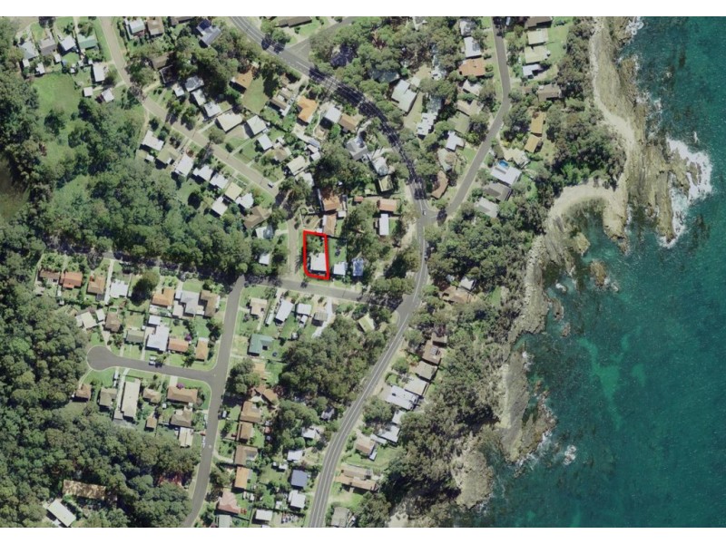 6 Valley Road, Sunshine Bay NSW 2536