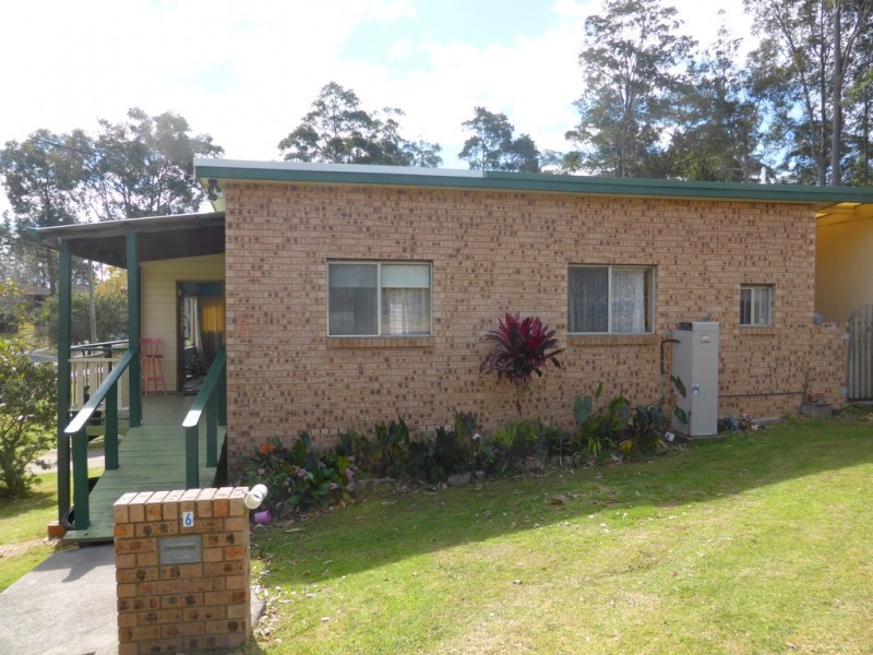6 Valley Road, Sunshine Bay NSW 2536