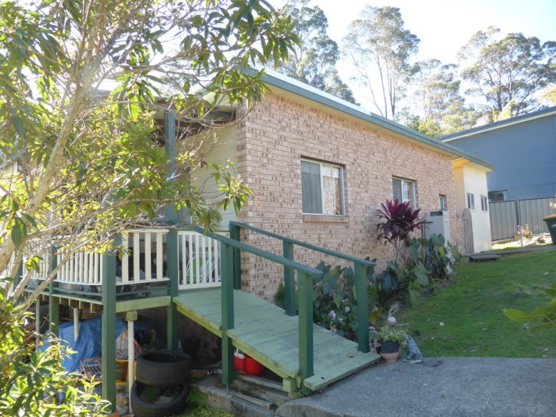 6 Valley Road, Sunshine Bay NSW 2536