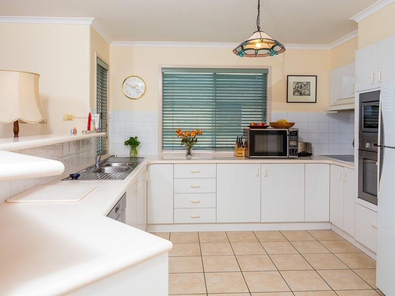 2/368 Beach Road, Batehaven NSW 2536