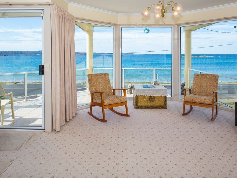 2/368 Beach Road, Batehaven NSW 2536