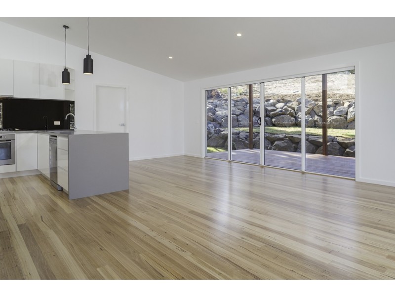 9 Bowerbird Place, Malua Bay NSW 2536