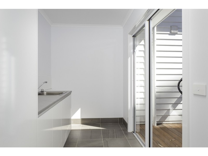 9 Bowerbird Place, Malua Bay NSW 2536