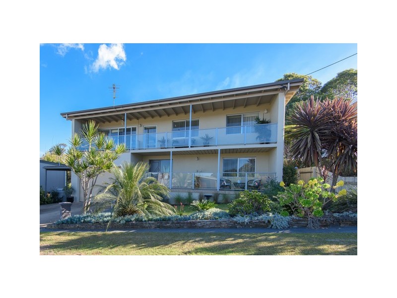 24 Calton Road, Batehaven NSW 2536