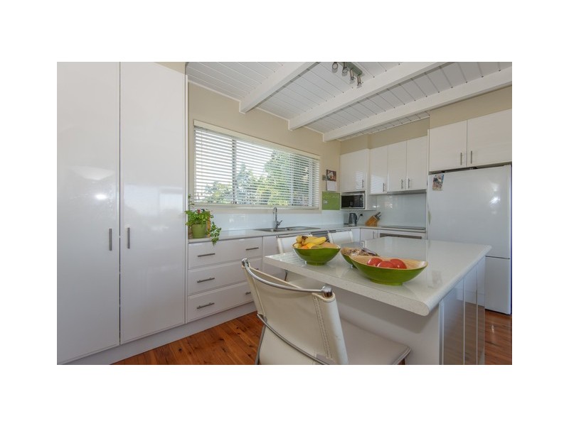 24 Calton Road, Batehaven NSW 2536