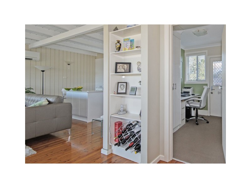 24 Calton Road, Batehaven NSW 2536