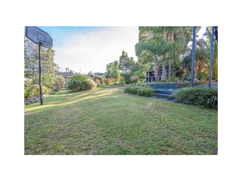 24 Calton Road, Batehaven NSW 2536