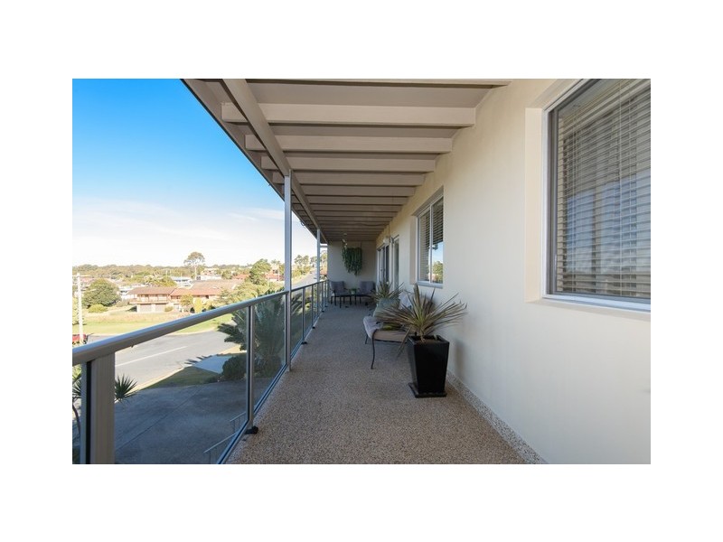 24 Calton Road, Batehaven NSW 2536
