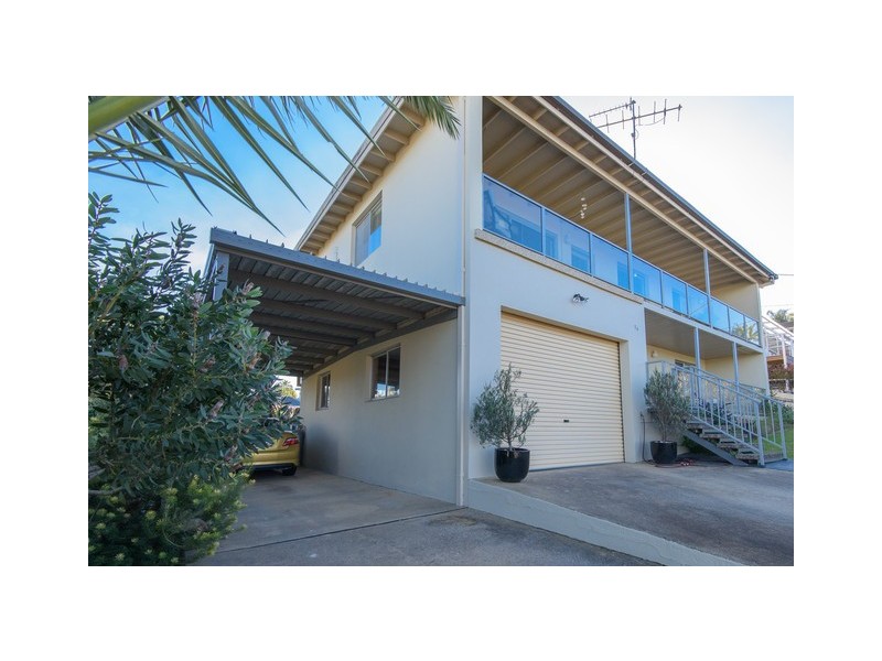 24 Calton Road, Batehaven NSW 2536