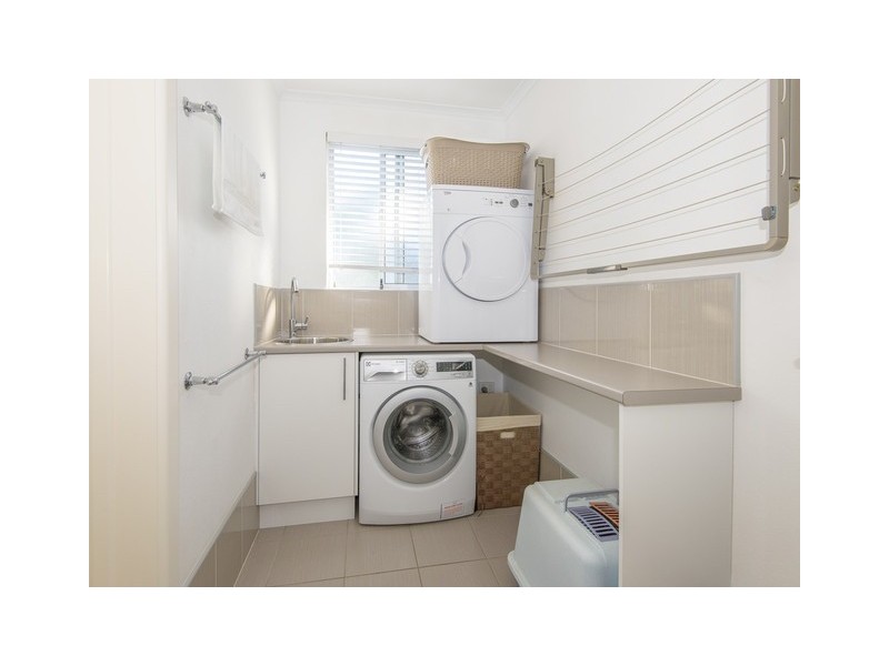 24 Calton Road, Batehaven NSW 2536