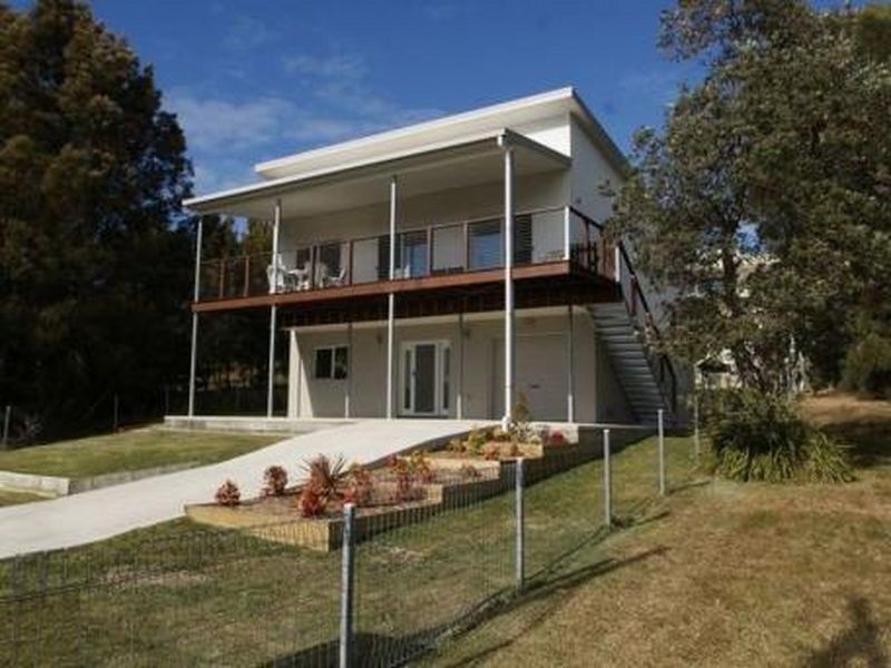 19 Dampier St, Congo NSW 2537