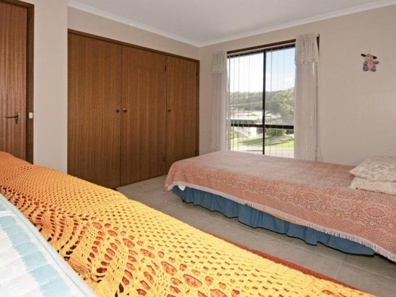 52 Pacific Road, Surf Beach NSW 2536