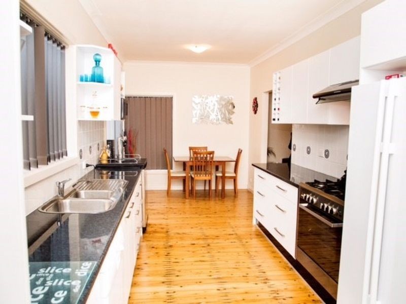 13 South Street, Batemans Bay NSW 2536