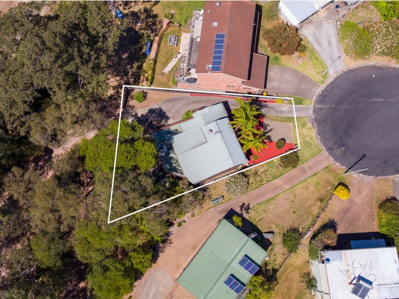 6 Penthouse Place, North Batemans Bay NSW 2536