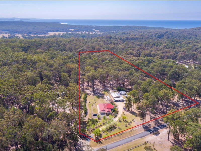 34 Collett Place, Meringo NSW 2537